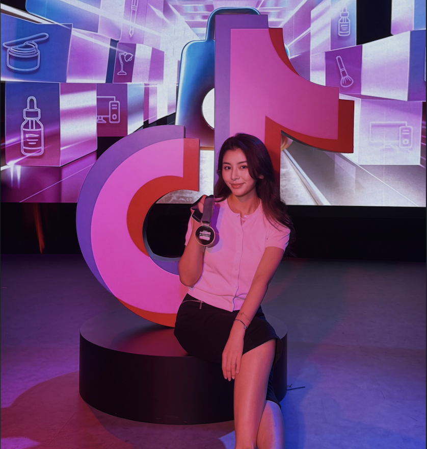Shernice with the TikTok 6.6 Campaign Award